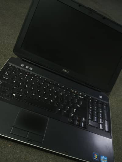 Dell Latitude E5530 | 12 Gb Ram - 128 Gb SSD - 320 Gb HDD
