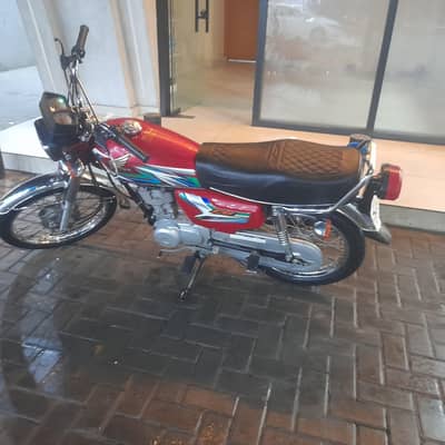 125 sale krna h 2023 model
