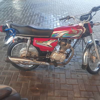 125 sale krna h 2023 model