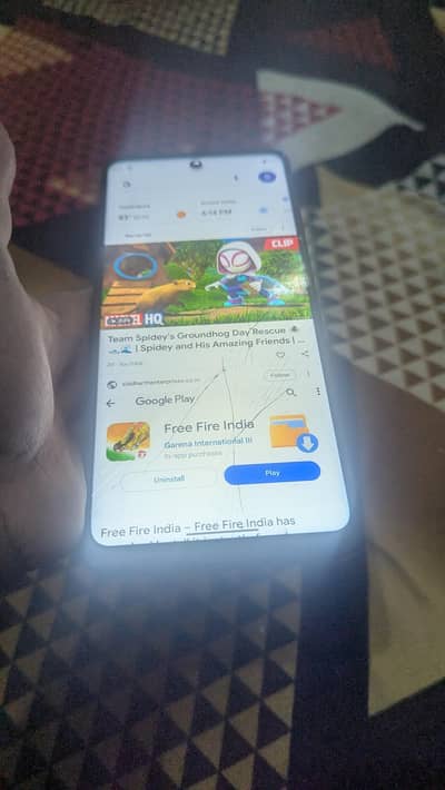 MOTO EDGE 2021 front glass crack