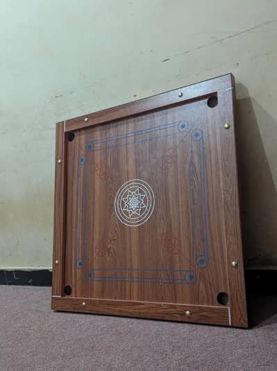 carrom board