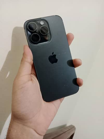 iphone 15 pro jv with box and cable