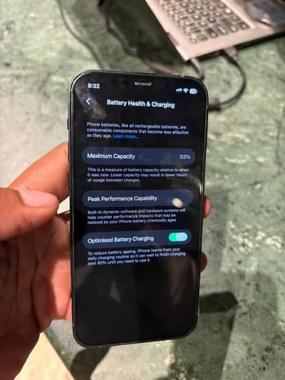Iphone 12 FU esim glitch