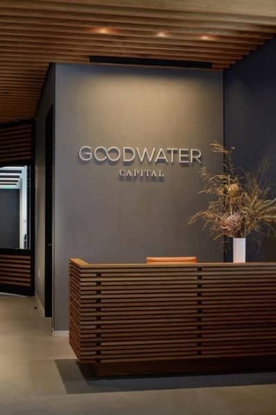 female staff required for secretary job