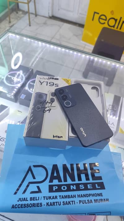 vivo 19s pro 8 128 GB my WhatsApp number 0326=7545=267