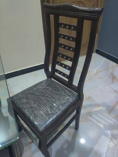 dining table urgent sale