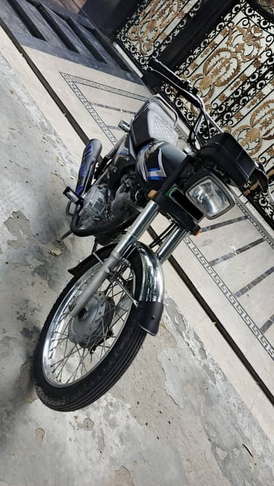 HONDA 125 lush  condition
