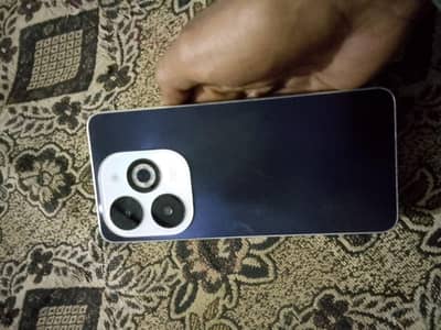 Infinix smart 8pro Hy  6 128 hy or 6 month warranty exchange possible