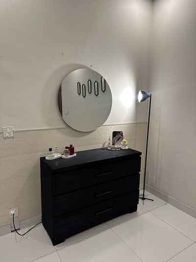 Full king size brand new bed set