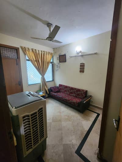 Room available in G11/3 pha for single lady