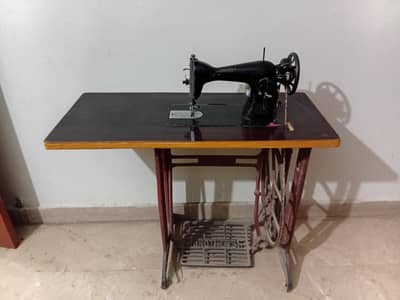 Antique Japanese Sewing, swing, silai Machine 100% working all set.