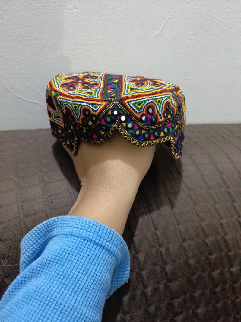 Sindhi topi 0