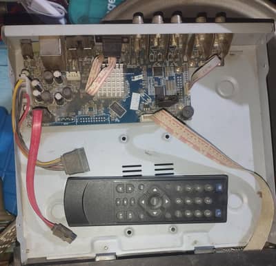 D V R 8 Chanel CCTV camera analog