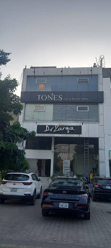Secure Rental Opportunity for Brands 8 Marla Commercial Building (2nd Floor) in DHA Phase 3 Block Z | Top Business Location with Washroom & Kitchen!