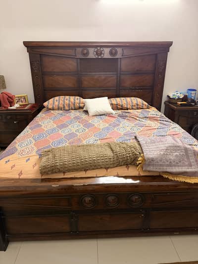 Bedroom Bed set and wardrobe