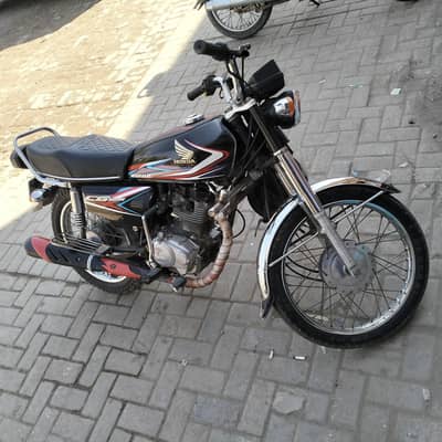 Honda CG 125 – Excellent Condition, 100% Genuine