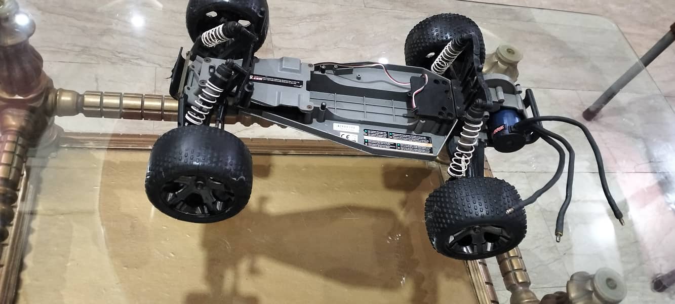 Traxxas rustler 2