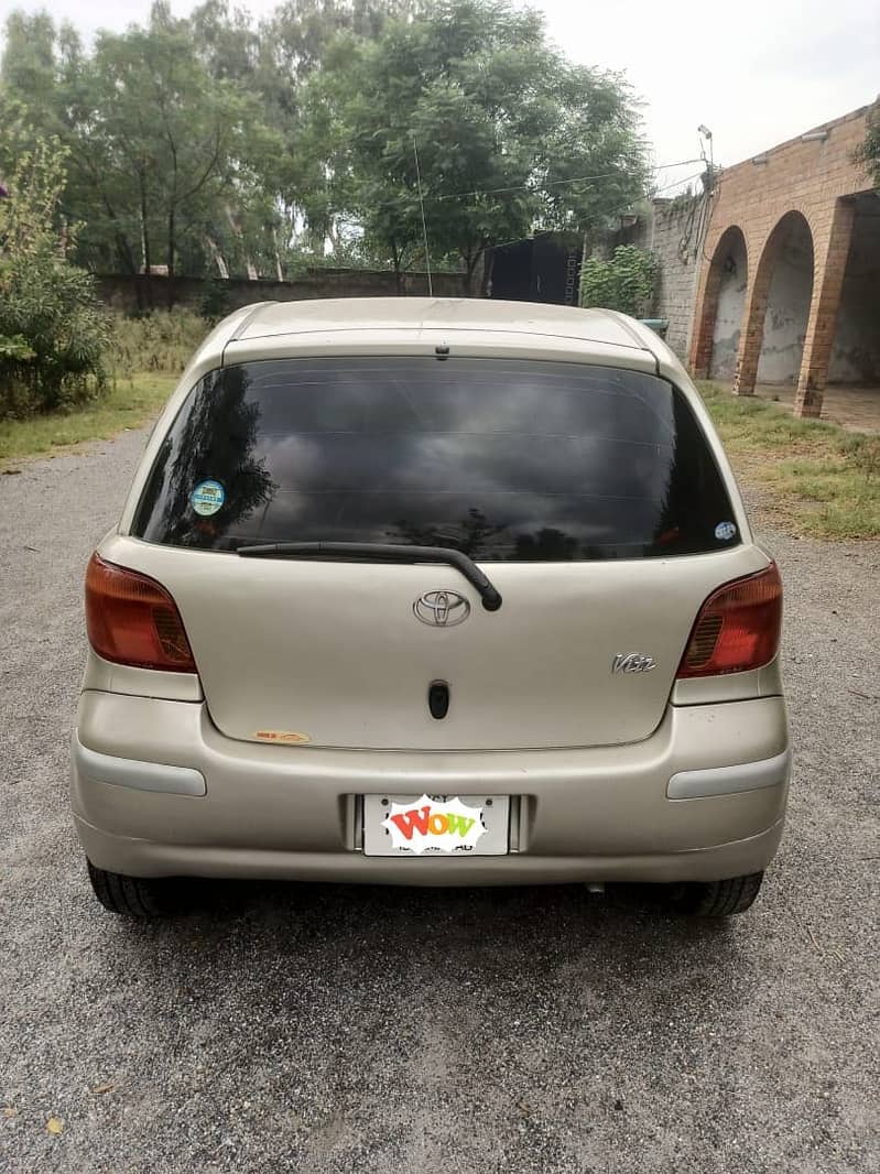 Vitz 2002 8