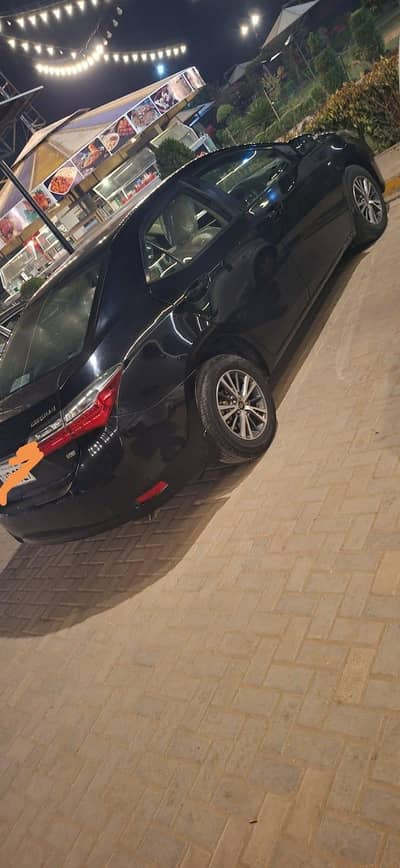 TOYOTA VITZ 100% TOTAL JANION  PEARL BLACK   MARY APNY NAME HA FAST Jh