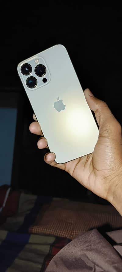 Apple iPhone 13 Pro