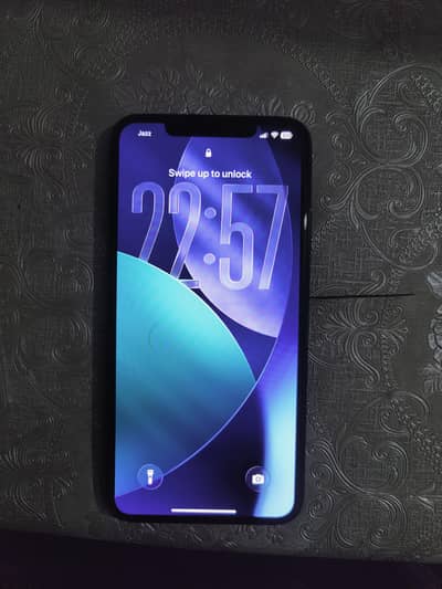 11 pro max Deep green color