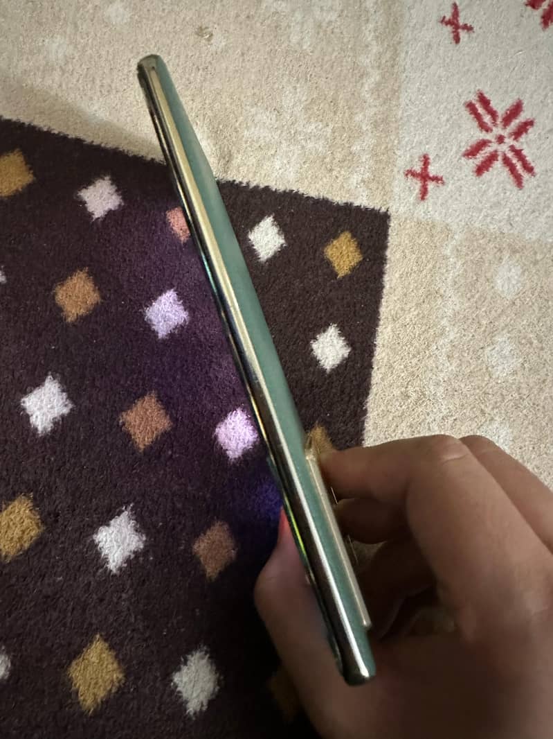 Infinix note 40 pro 4