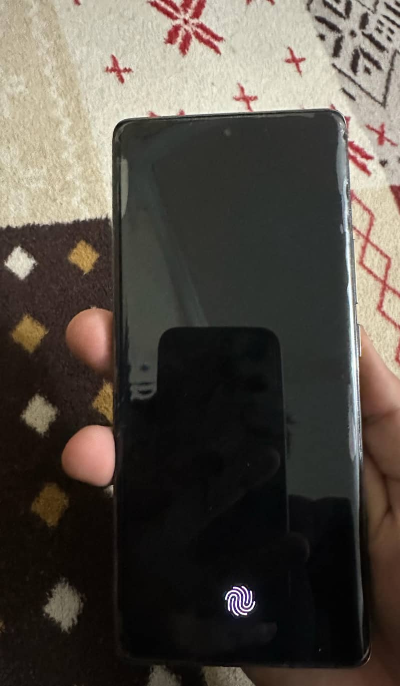 Infinix note 40 pro 8