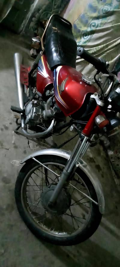 O322*6368*617*/ 68OOO TOTAL GENIUNE HONDA CG 125 MODEL 2011