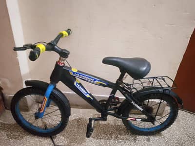 cycle. . 0370 18 34 695