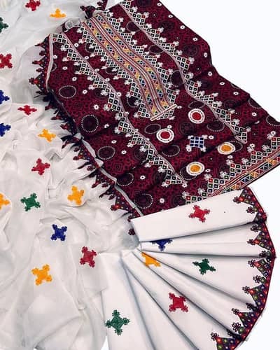 3 PIECE SUIT AJRAK BLOCK PRINT WITH MACHINE EMBROIDERY