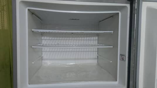 dawlance fridge good condition Koi Kam Nahin hai har chzj okay hai