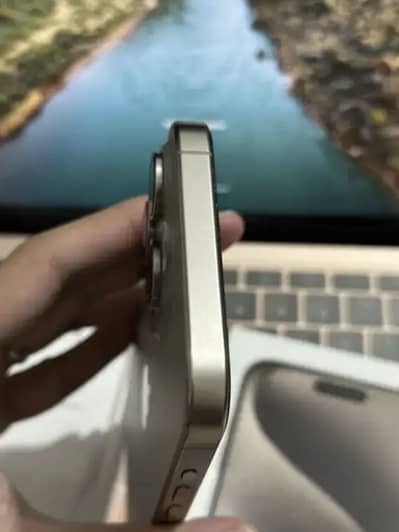 iPhone 15pro max 1TB