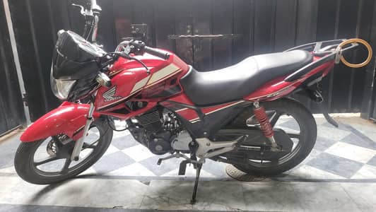 Honda CB 150F 10/10 condition