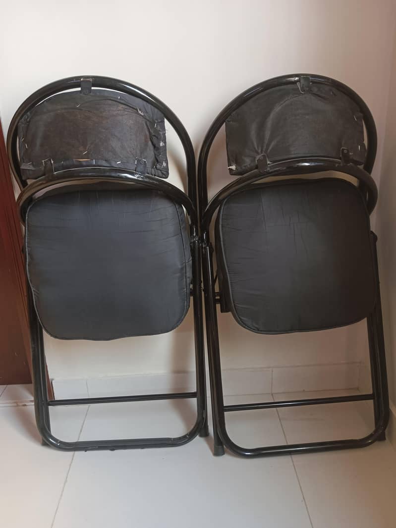 Foldable chairs 2