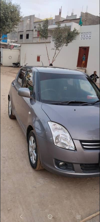 Suzuki swift DLX 1.3