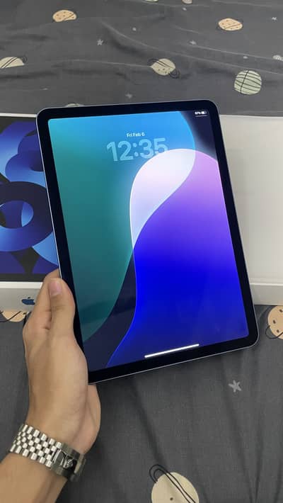 IPAD AIR 5 M1 CHIP 10/10 CONDITION