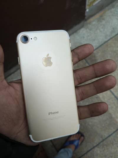 i phone 7.32 GB