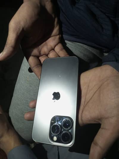 iPhone 13 Pro 128GB – Excellent Condition 10 by 10 – 75% Battery