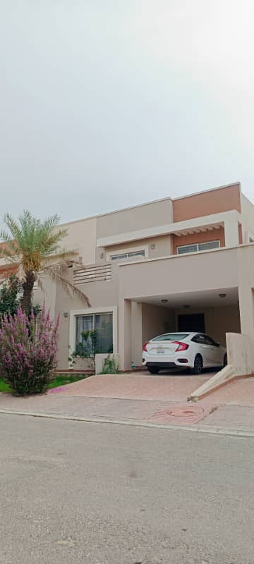 3Bed DDL 200sq yd Villa FOR SALE. All amenities nearby including Parks, Mosques and Gallery