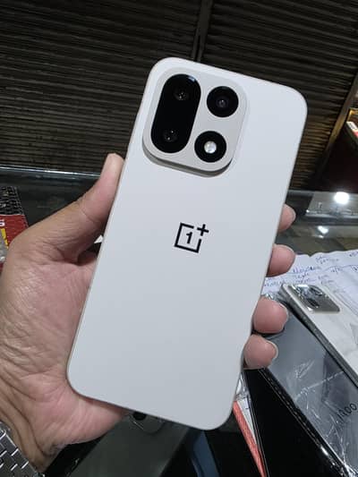 OnePlus 15 5g