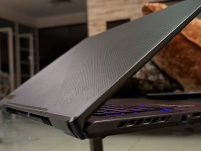 Asus ROG Rephyrus G16 - RTX 4060 - Intel Core i7 - Premium and Light