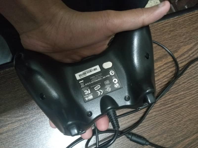 Xbox 360 controller 2