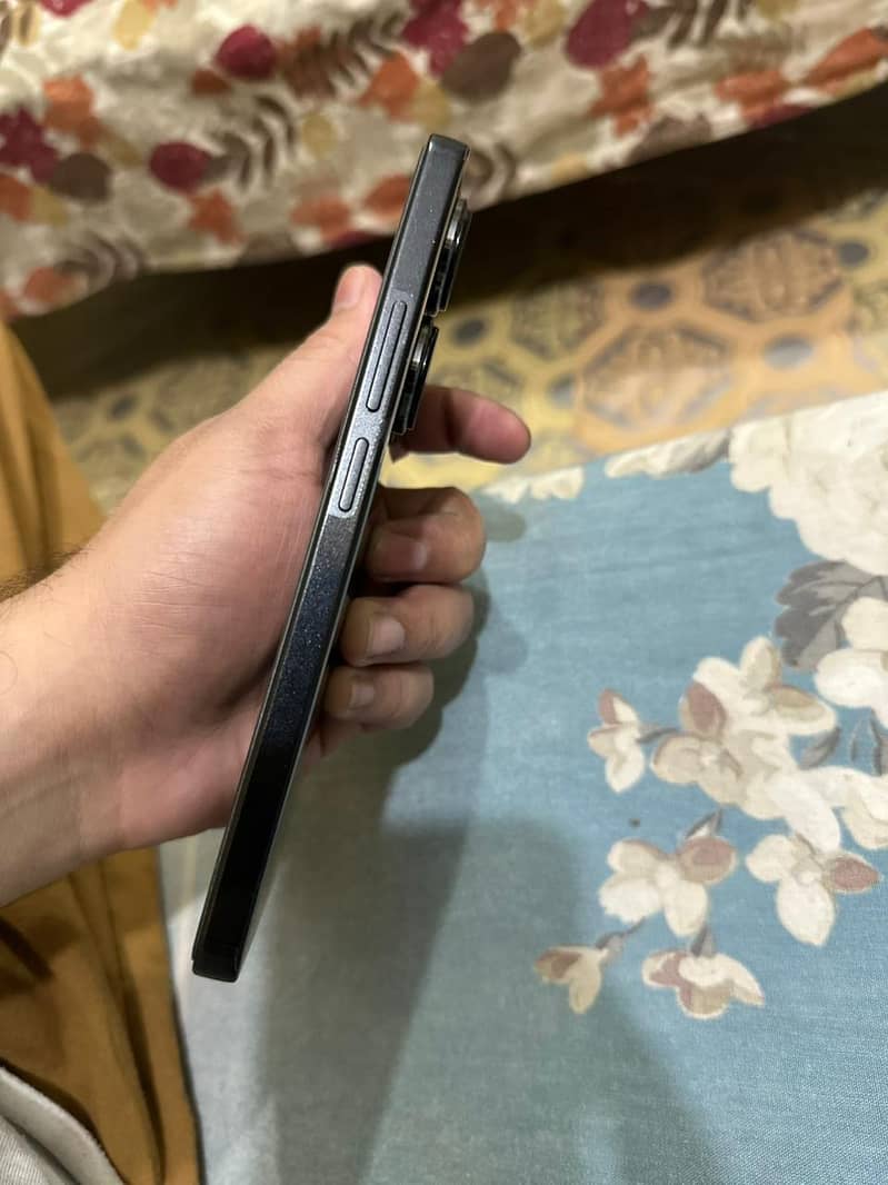 Redmi Note 13 pro 4