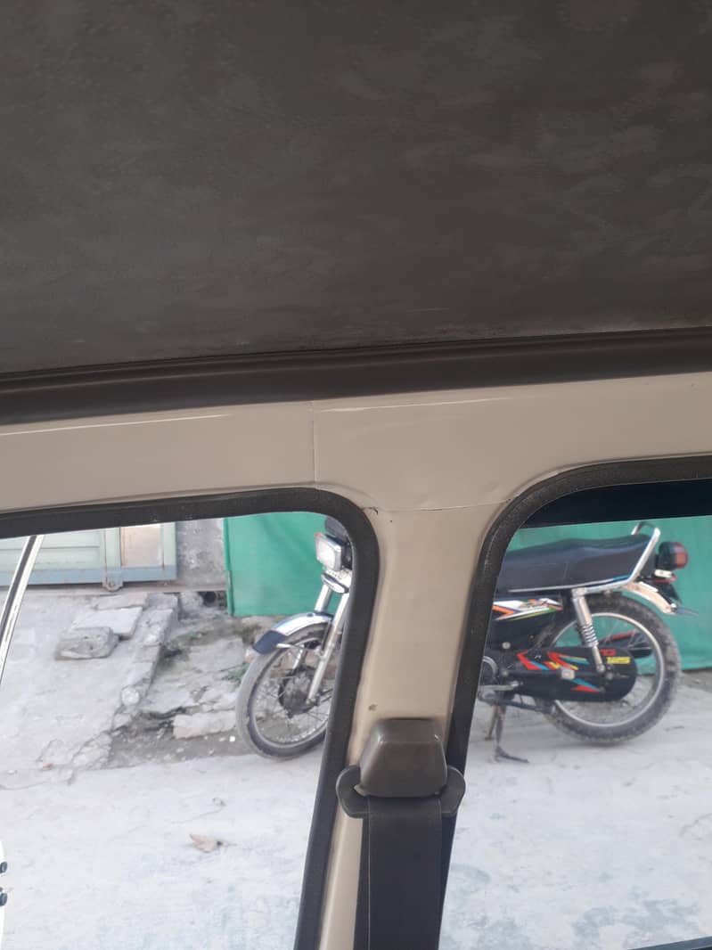 Mehran 2007 model 12