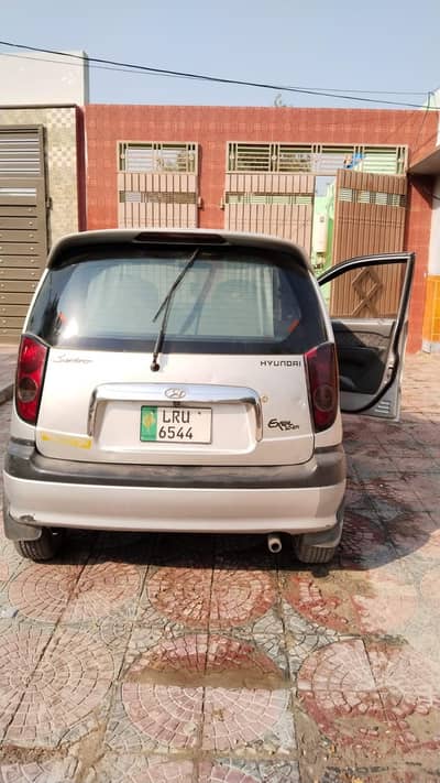 santro 2003 executive