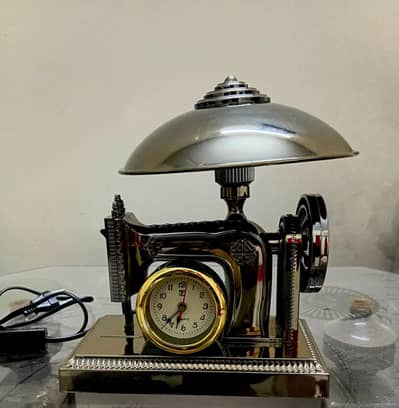 Vintage Sewing Machine Table Desk Alarm Clock