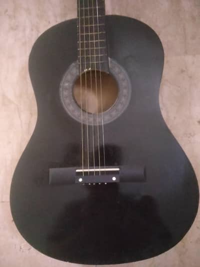 Guitar with black cover argent sell