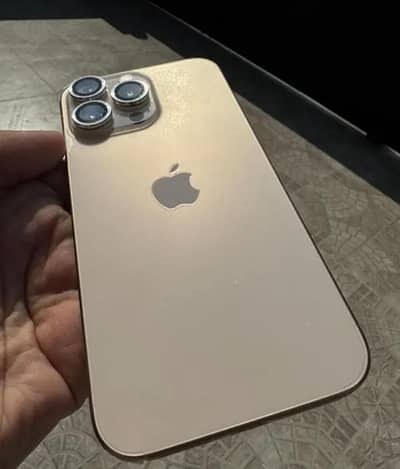 Iphone 16 Pro Natural Titanium  for sale interested log rabta karen