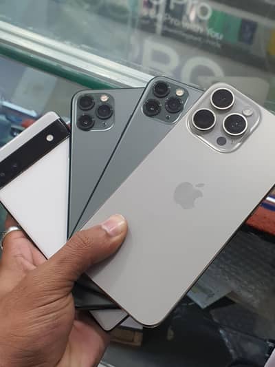 iphone 15pm , iphone 11pm , google pixel 6a