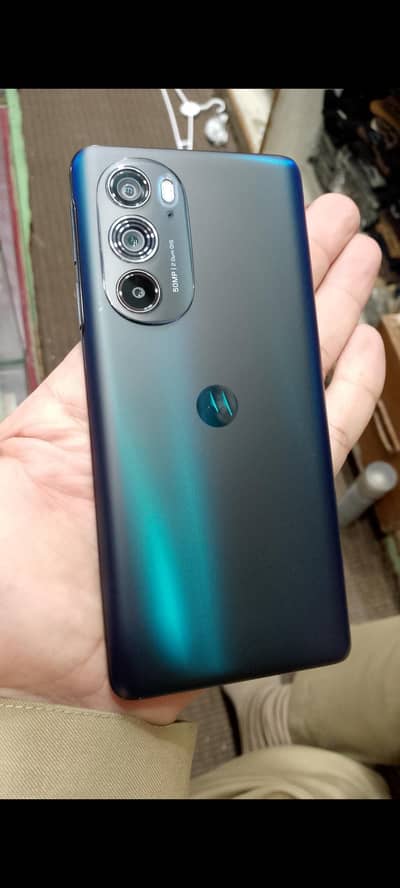 Motorola edge 5G 12 256 battery health outstanding